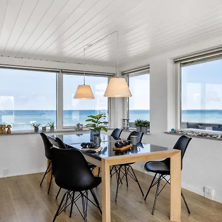 Сasa de vacaciones 3 Bedroom Amazing In *